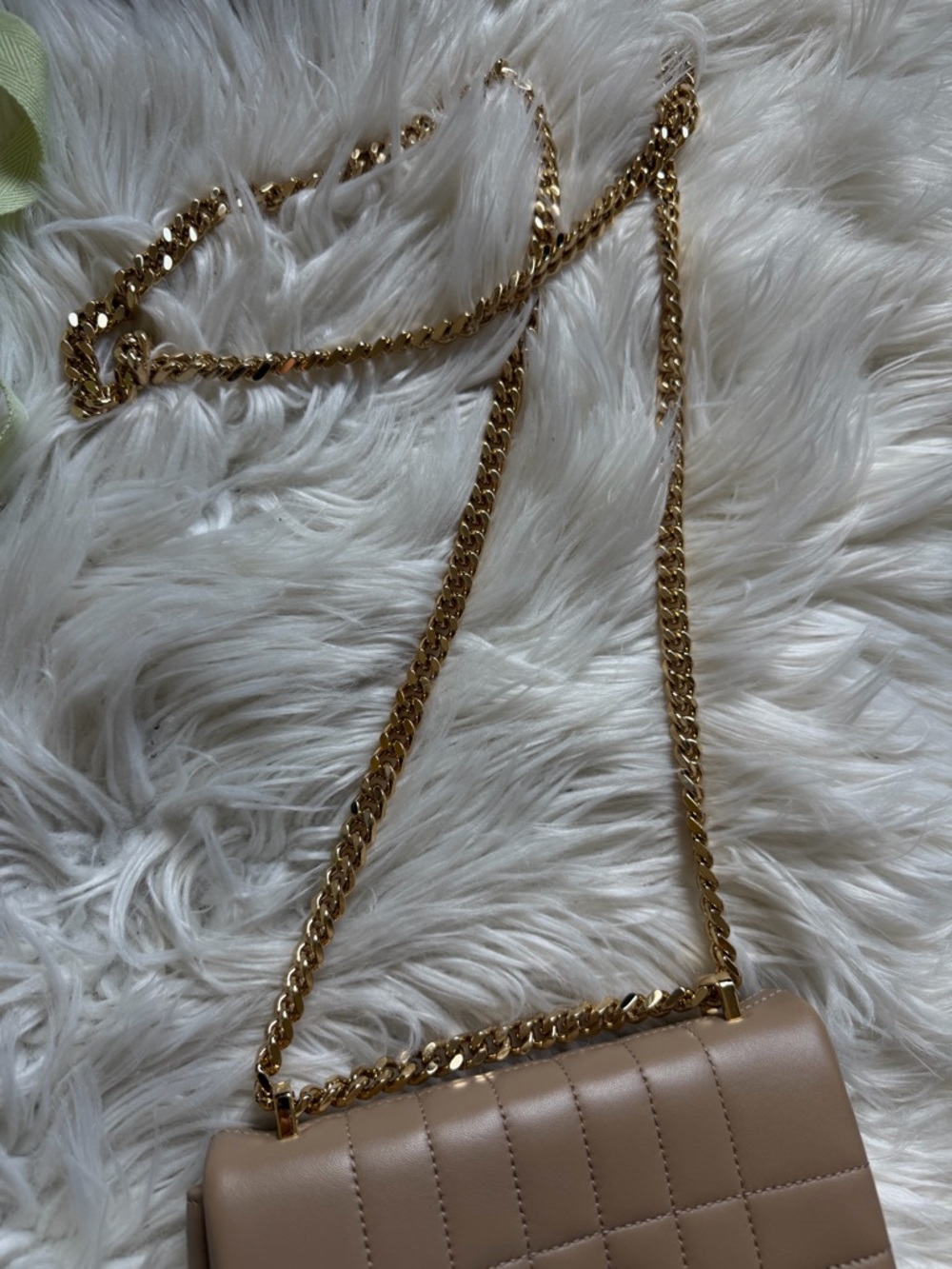 Burberry leather chain cross body bag - Picture 3 of 16